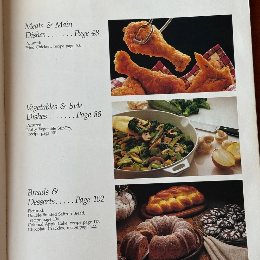 The Flavor Maker's Cookbook from Crisco Oil